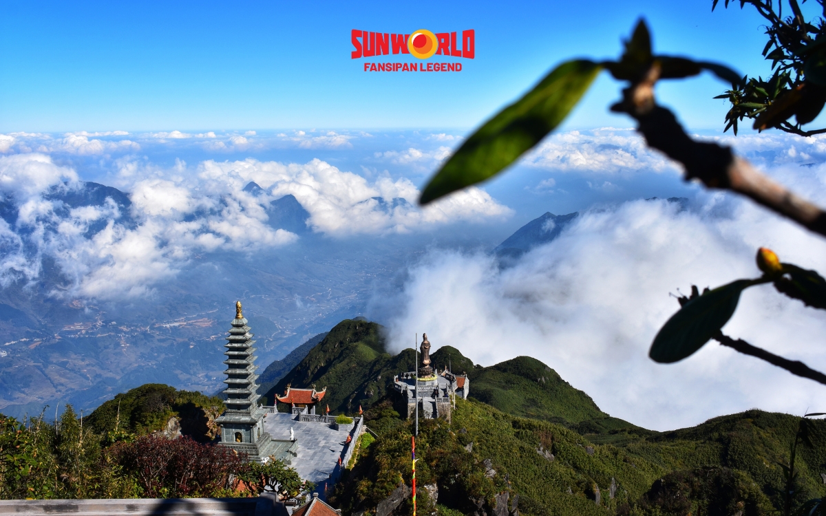 Du lịch Fansipan: Chinh phục Nóc nhà Đông Dương 