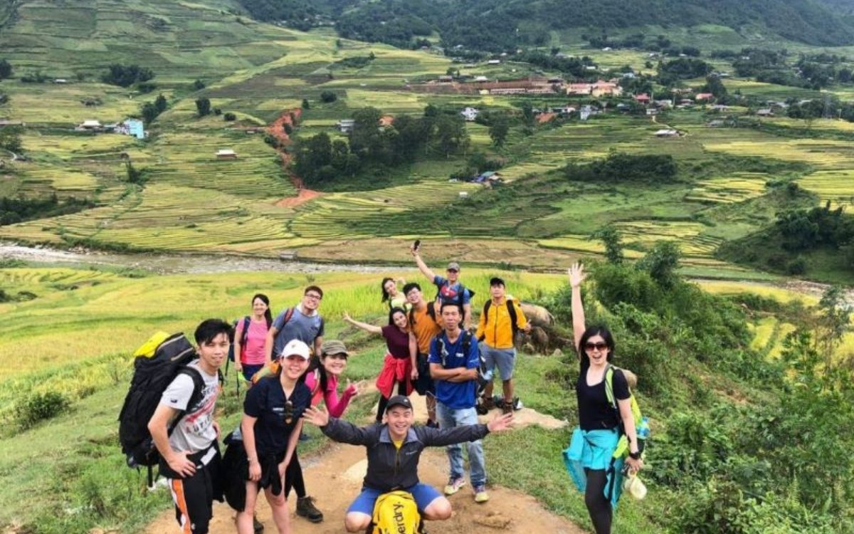 Trekking và khám phá bản làng khi du lịch Sapa tháng 8
