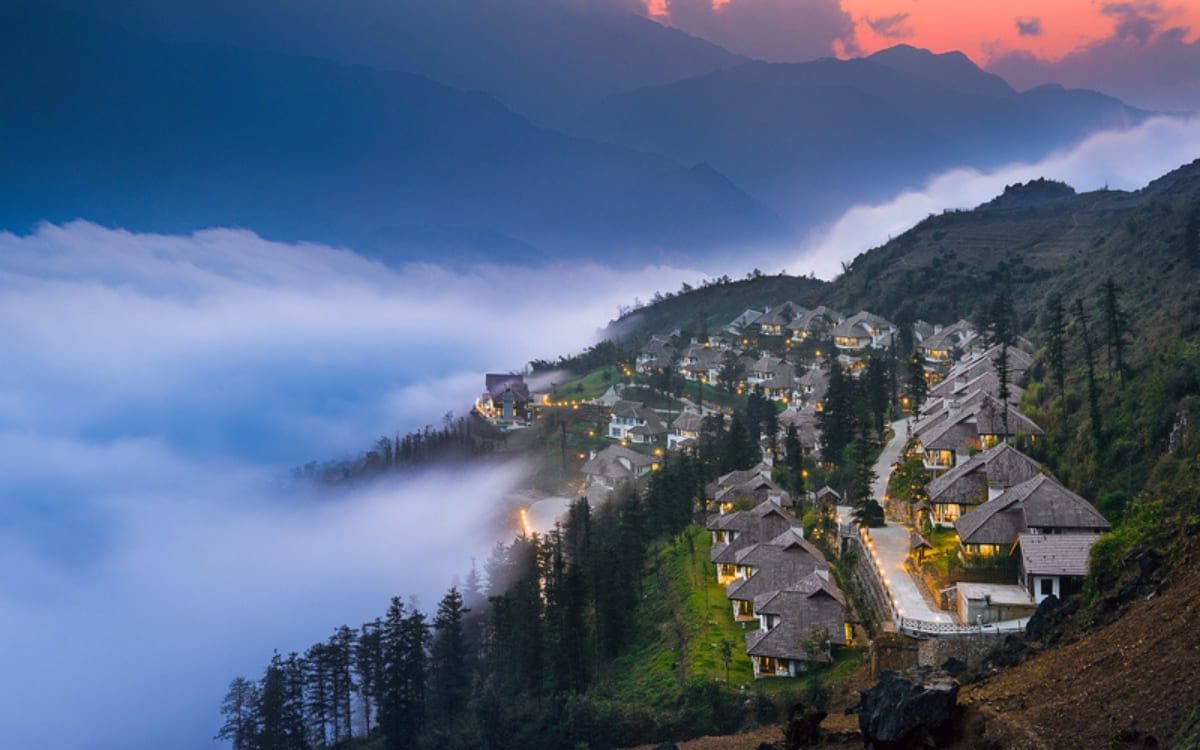 Chiêm ngưỡng biển mây mờ ảo khi đi du lịch Sapa tháng 2