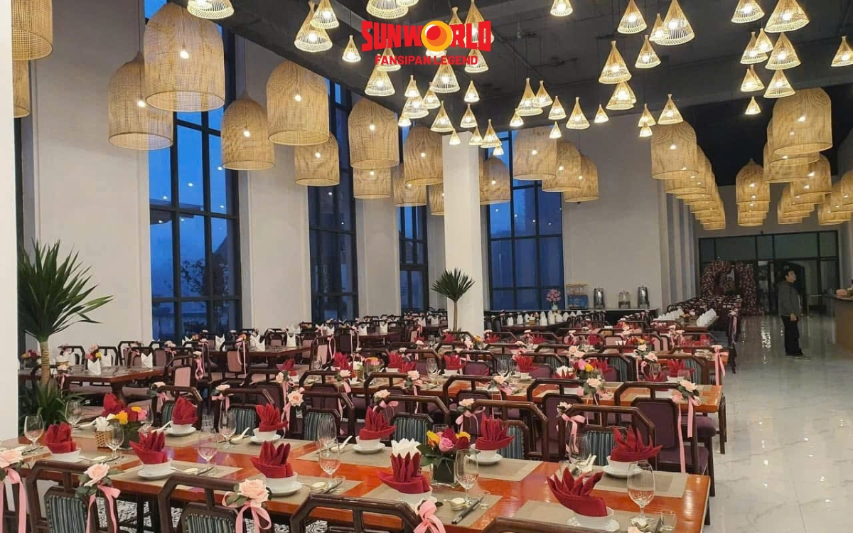 Nhà hàng Sapa: Nhà hàng Hoa Hồng