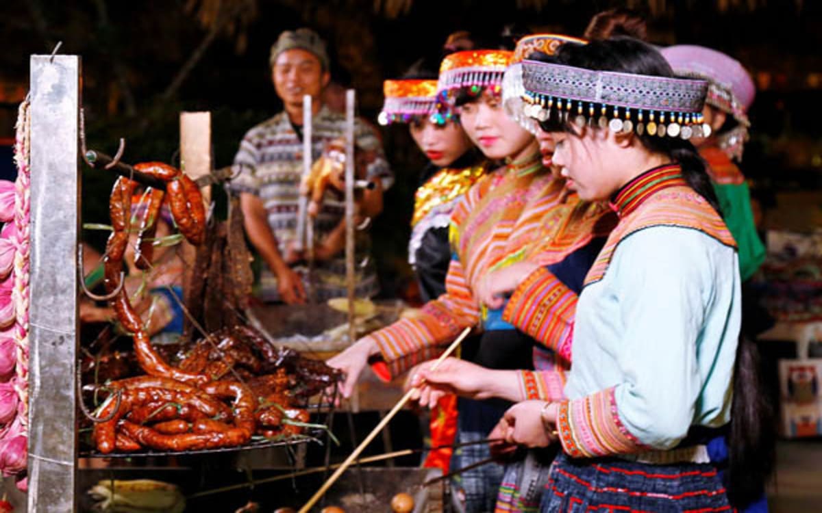 Ẩm thực chợ phiên Sapa có gì đặc sắc?