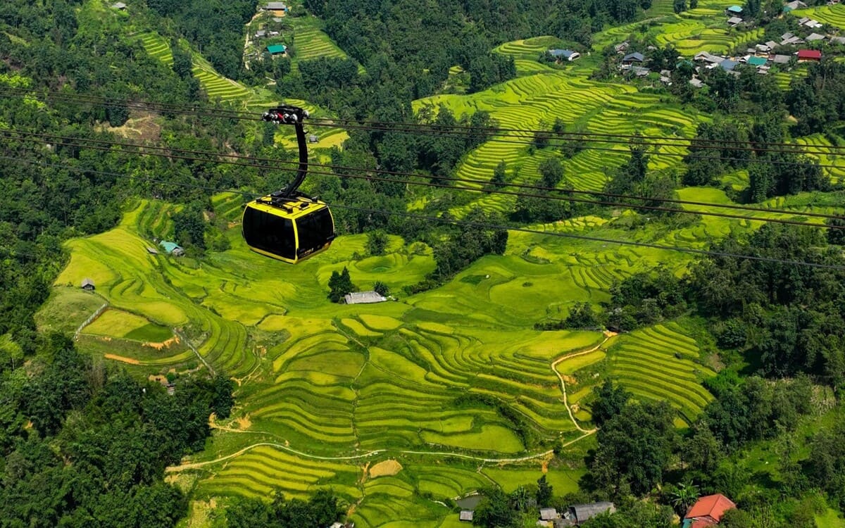 Khám phá ruộng bậc thang ở Sapa vào mùa lúa xanh