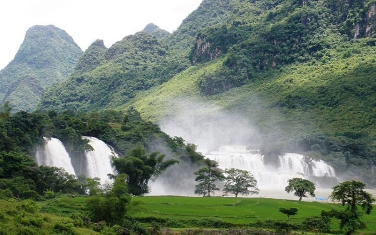Gợi ý lịch trình tham quan Thác Bạc Sapa & chinh phục Ô Quy Hồ